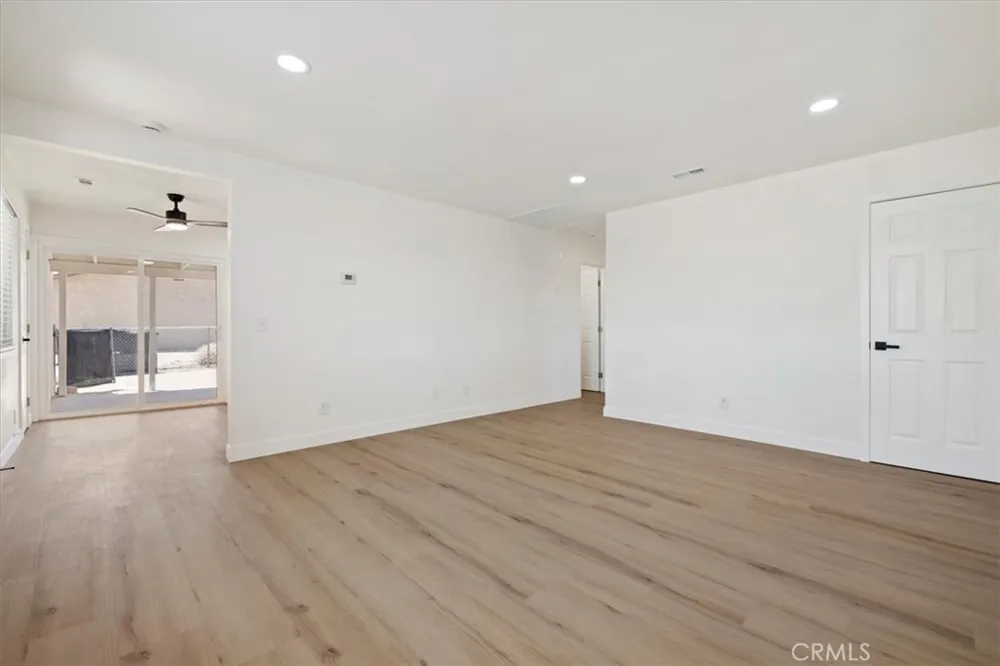 5566 Daisy 29 Palms, CA 92277