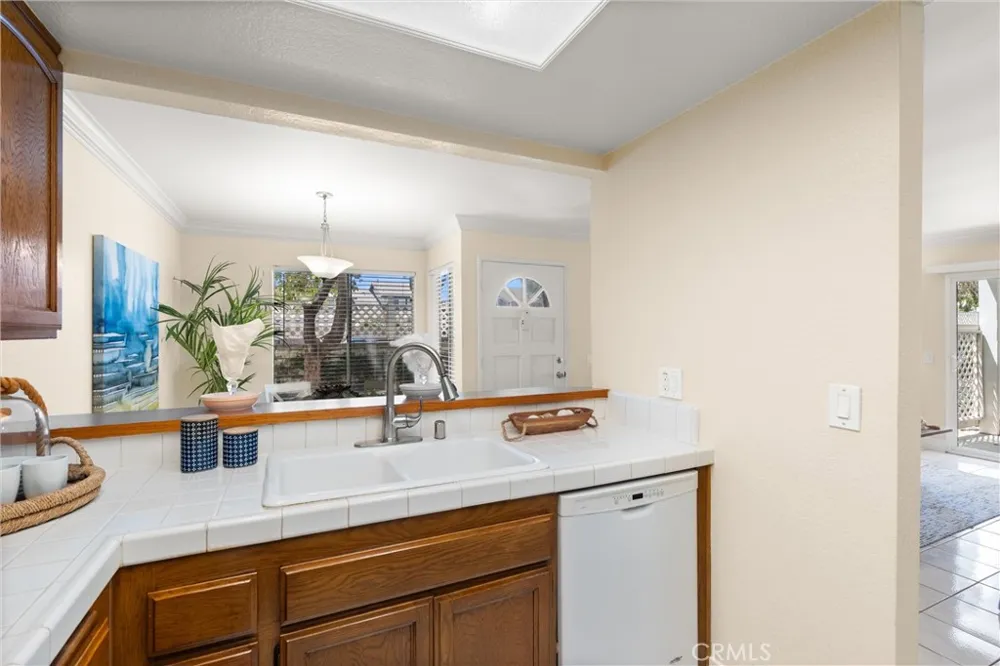 22232 S Vermont Avenue #102B Torrance, CA 90502