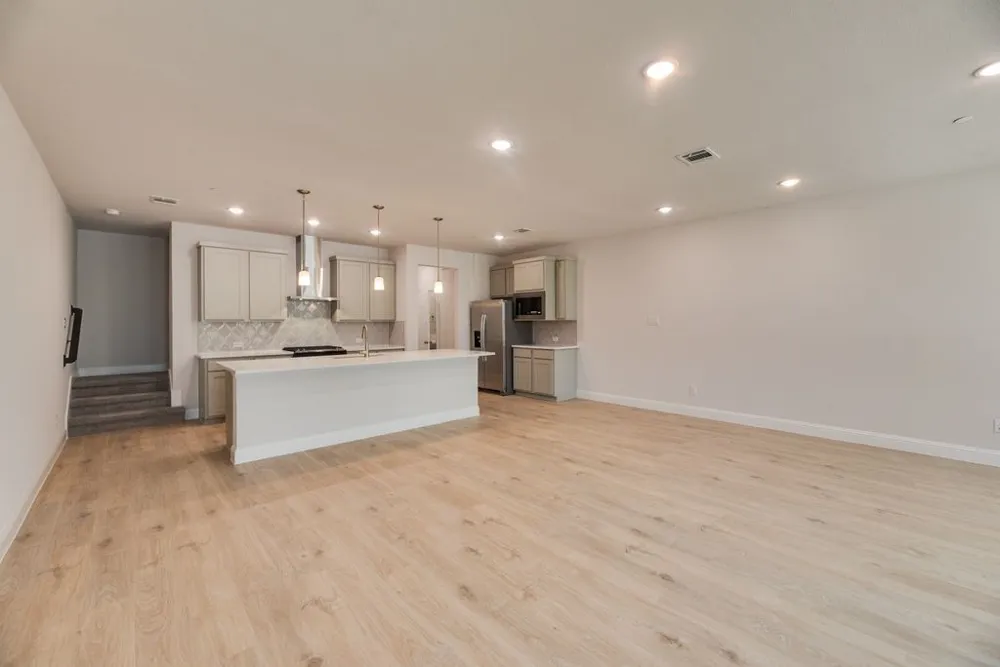 8321 Bayside Drive Rowlett, TX 75088
