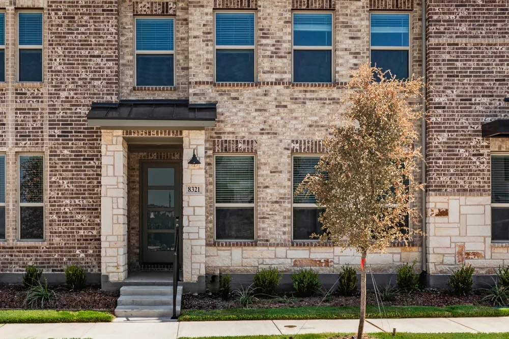 8321 Bayside Drive Rowlett, TX 75088