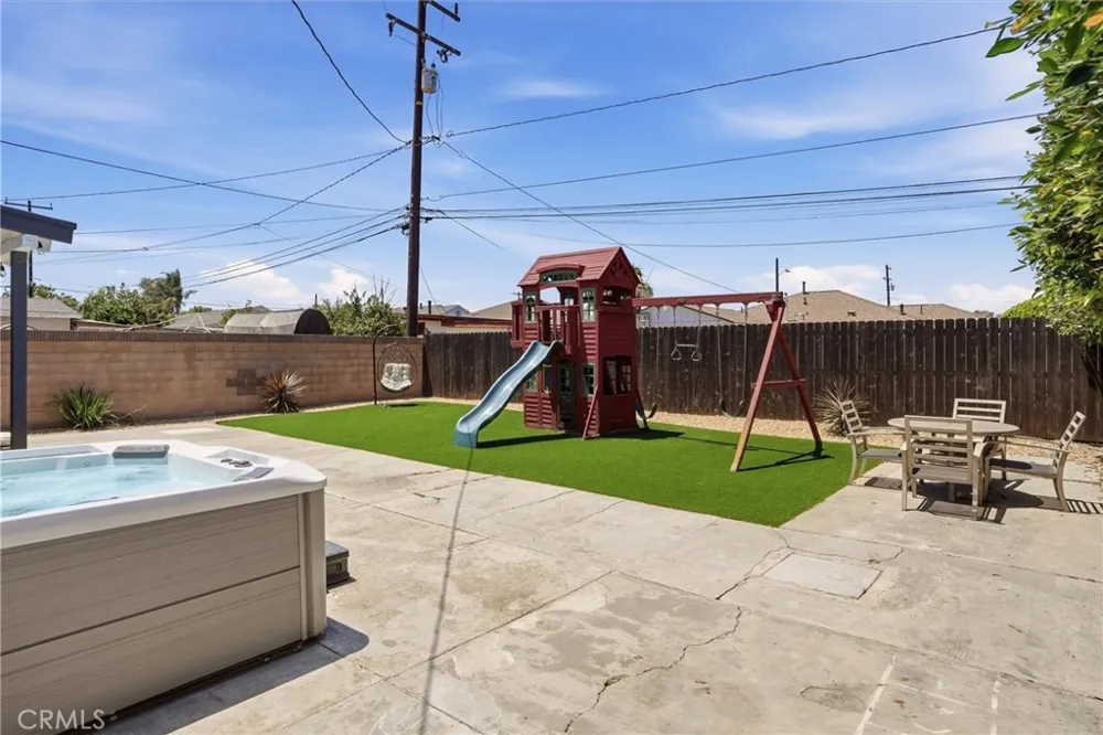 14603 Purche Avenue Gardena, CA 90249