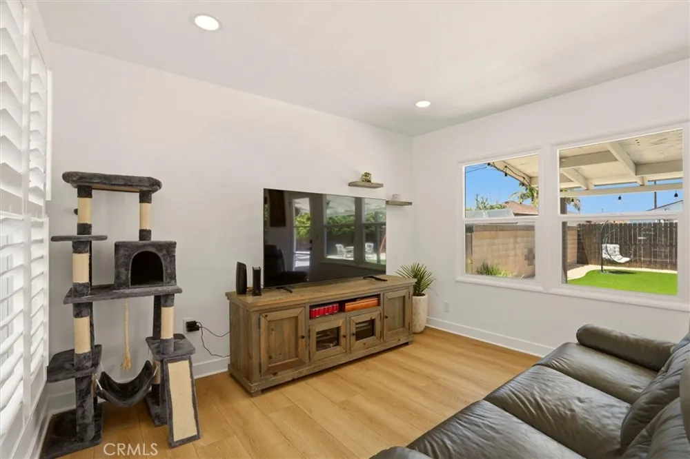 14603 Purche Avenue Gardena, CA 90249