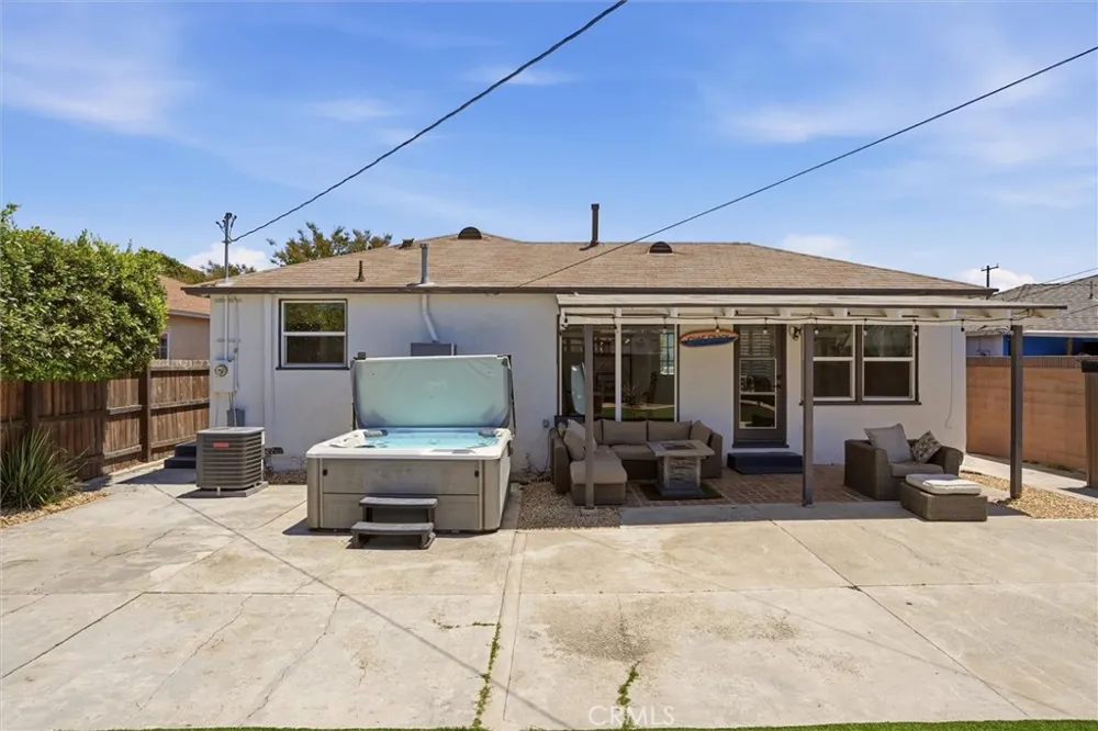 14603 Purche Avenue Gardena, CA 90249