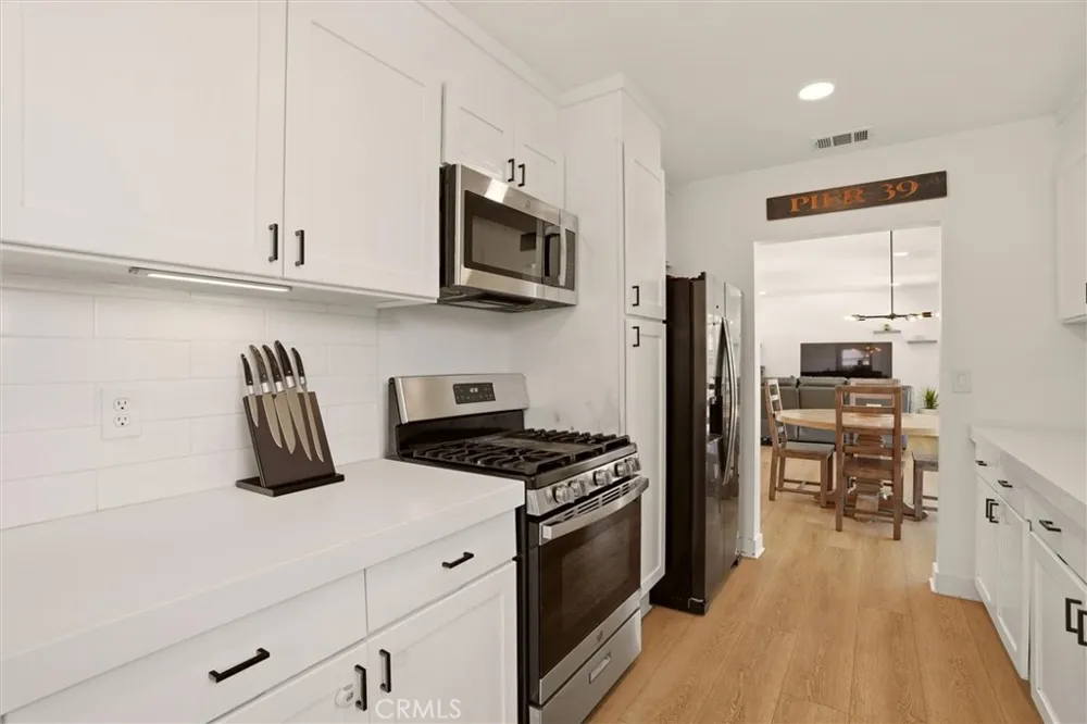14603 Purche Avenue Gardena, CA 90249