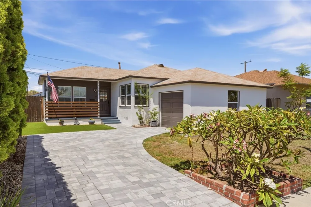 14603 Purche Avenue Gardena, CA 90249