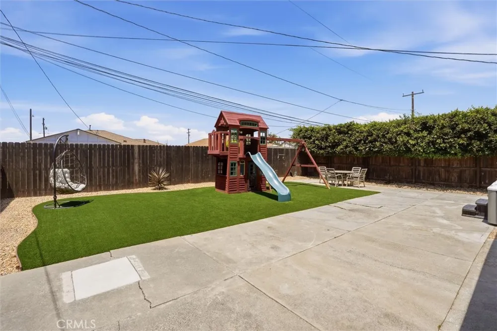 14603 Purche Avenue Gardena, CA 90249