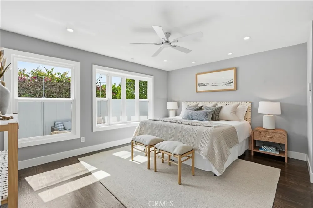 1401 Chestnut Manhattan Beach, CA 90266