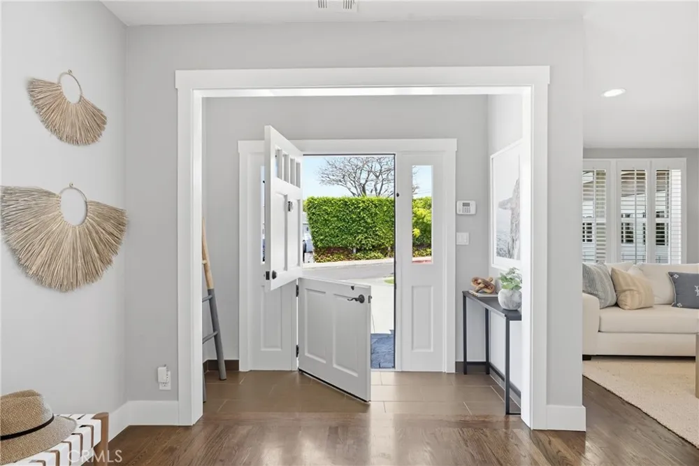 1401 Chestnut Manhattan Beach, CA 90266