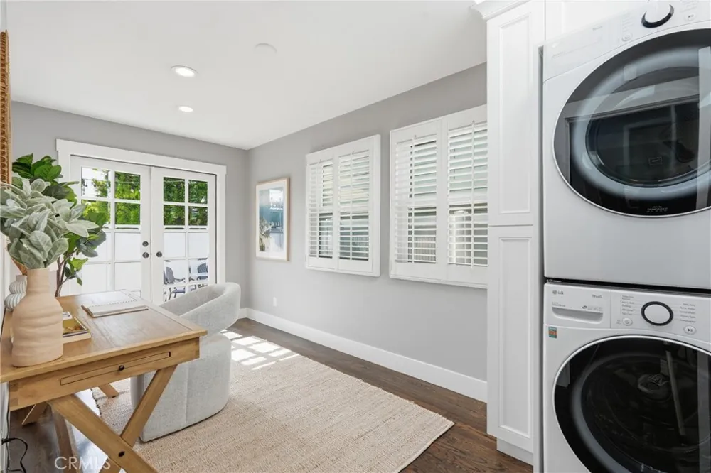 1401 Chestnut Manhattan Beach, CA 90266