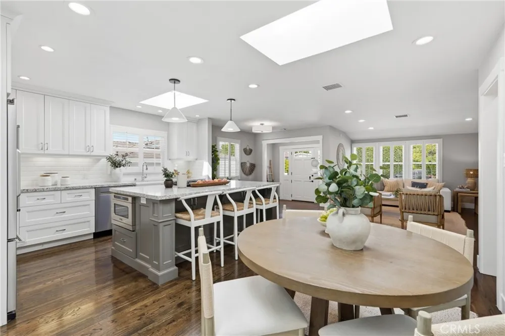 1401 Chestnut Manhattan Beach, CA 90266