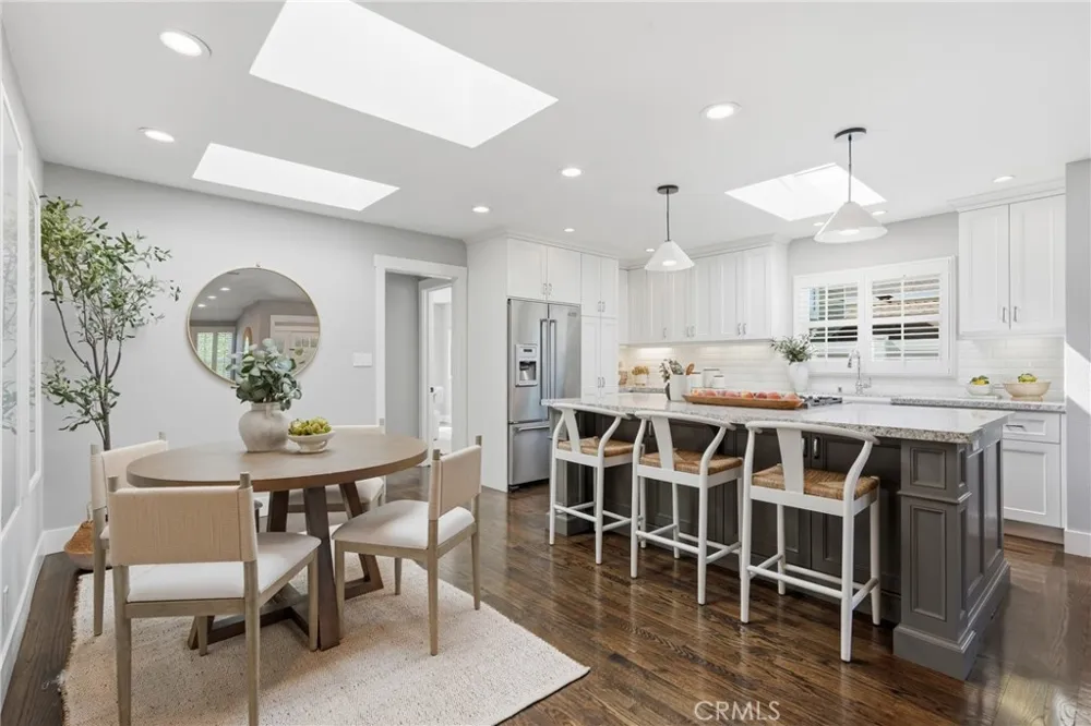1401 Chestnut Manhattan Beach, CA 90266