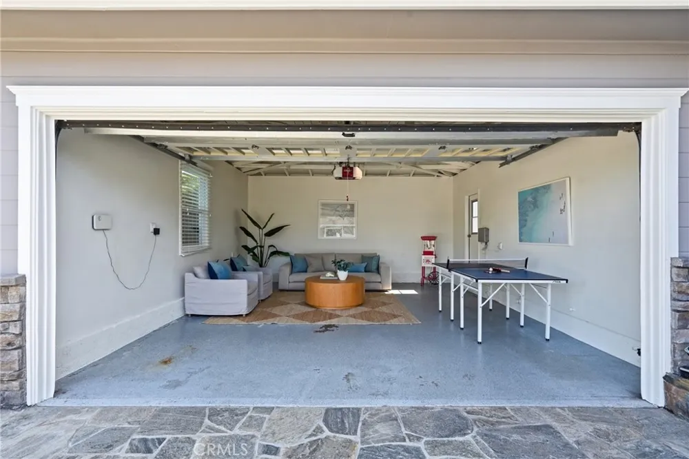 1401 Chestnut Manhattan Beach, CA 90266