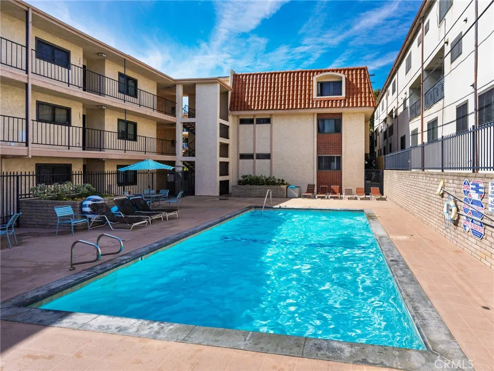 900 Cedar Street #111 El Segundo, CA 90245
