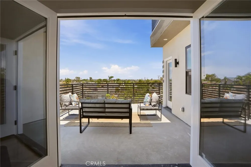 4604 W 172nd #A Lawndale, CA 90260