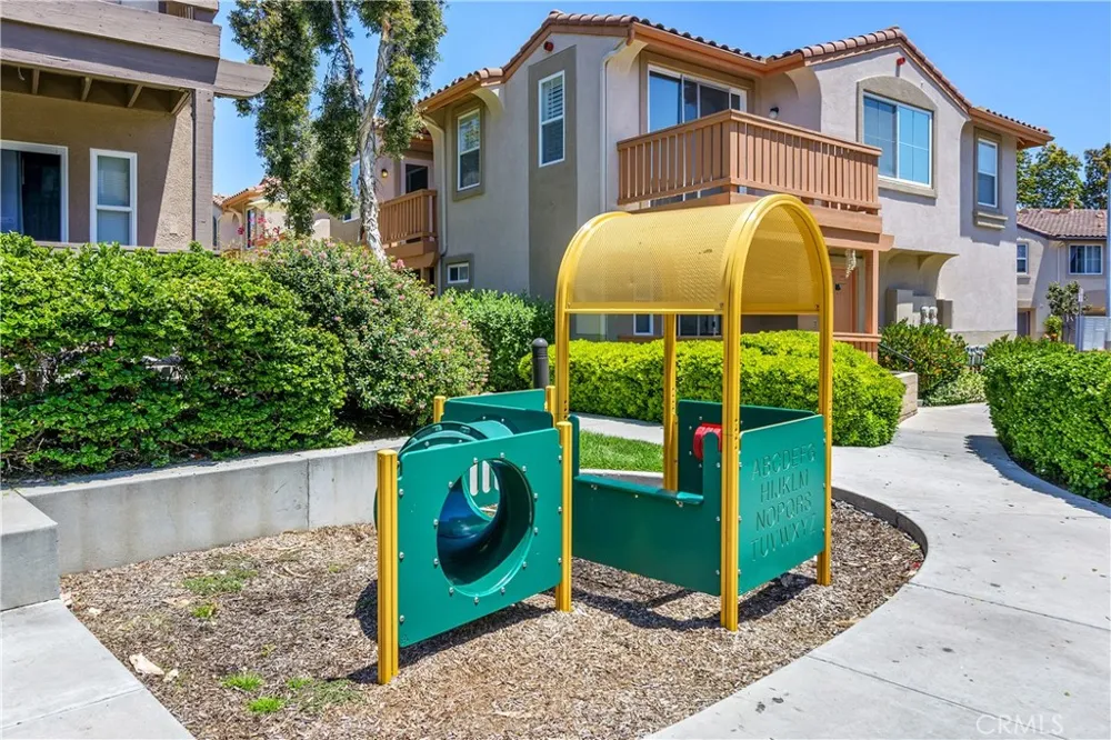 6004 Paseo Salinero Carlsbad, CA 92009