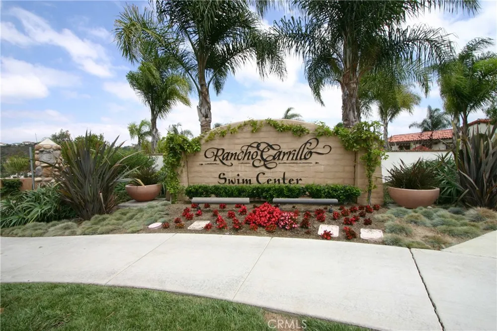 6004 Paseo Salinero Carlsbad, CA 92009