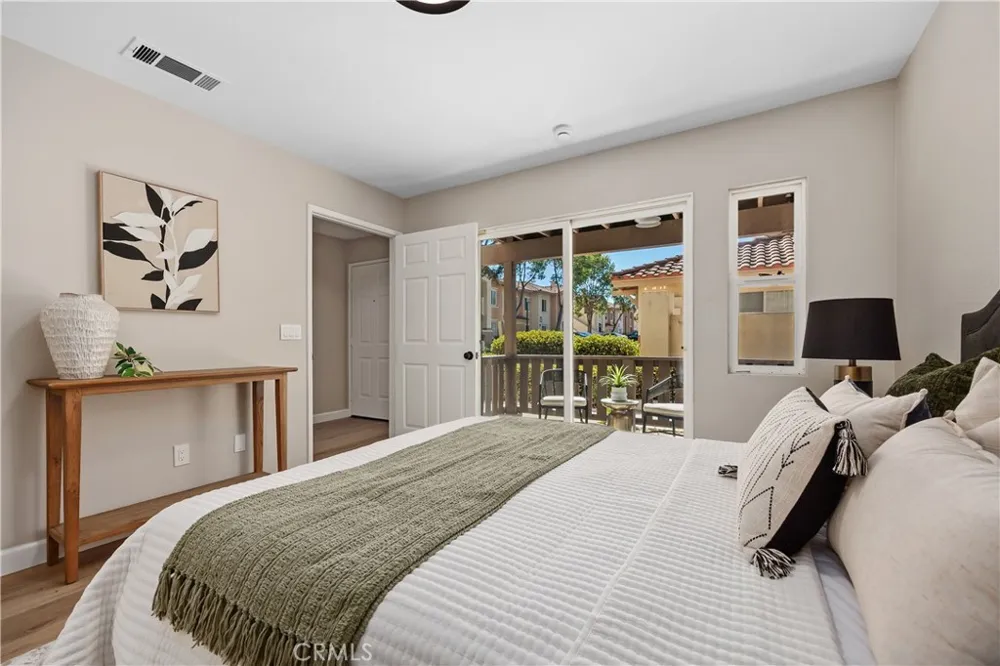 6004 Paseo Salinero Carlsbad, CA 92009