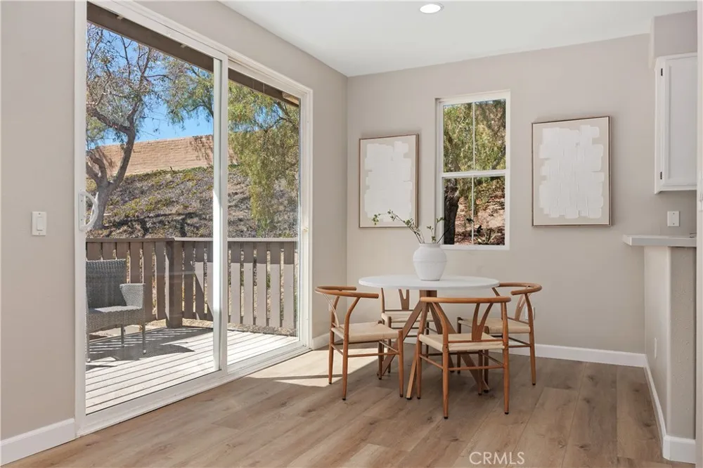 6004 Paseo Salinero Carlsbad, CA 92009