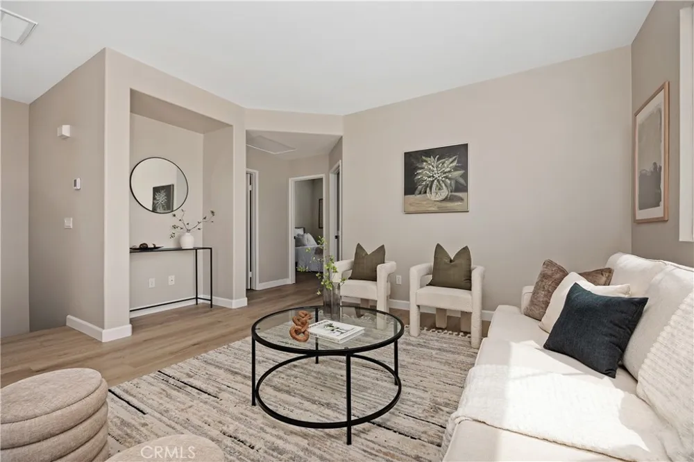 6004 Paseo Salinero Carlsbad, CA 92009