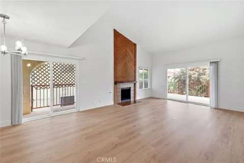 413 Avenue G #4