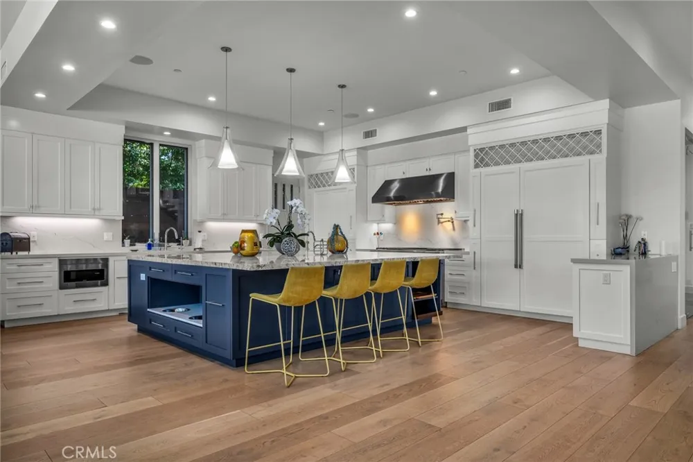 503 S Lucia Avenue Redondo Beach, CA 90277