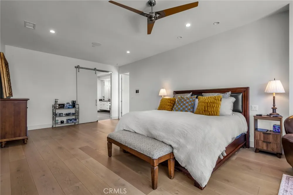 503 S Lucia Avenue Redondo Beach, CA 90277