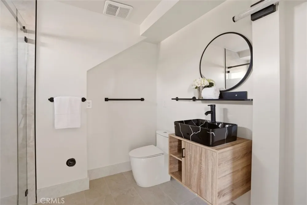 4604 W 172nd #C Lawndale, CA 90260