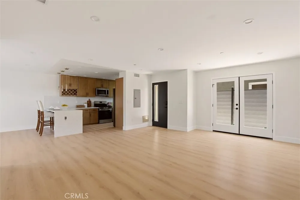 4604 W 172nd #B Lawndale, CA 90260