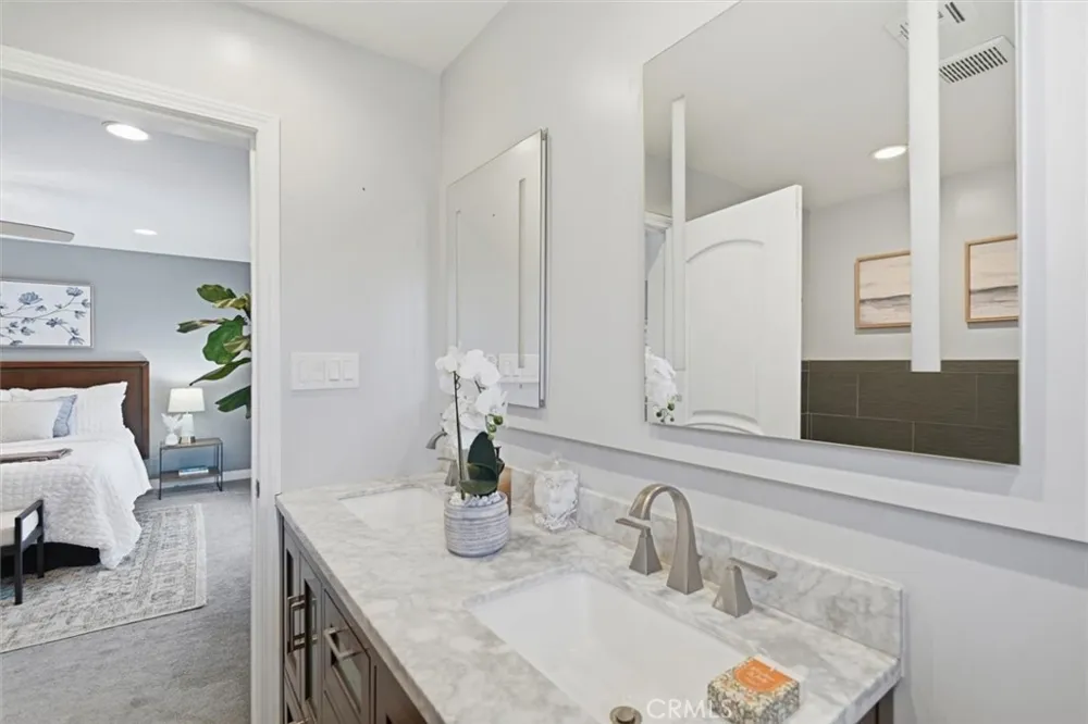 16953 Roa Carson, CA 90746