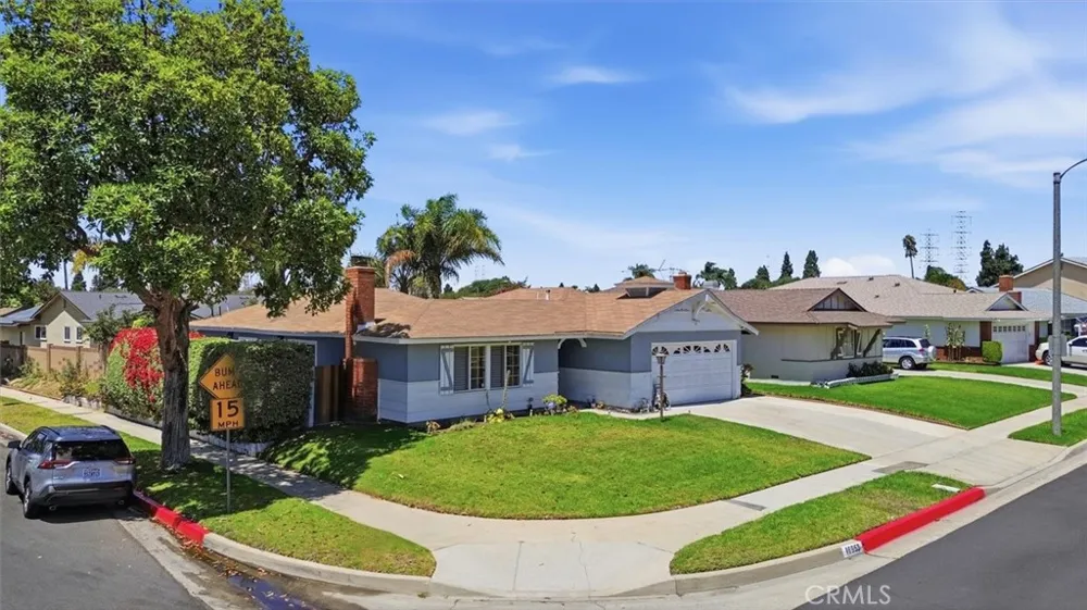 16953 Roa Carson, CA 90746