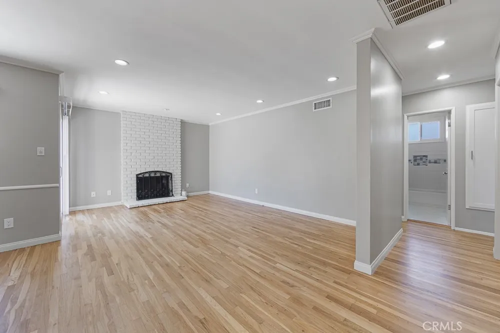18406 Florwood Avenue Torrance, CA 90504