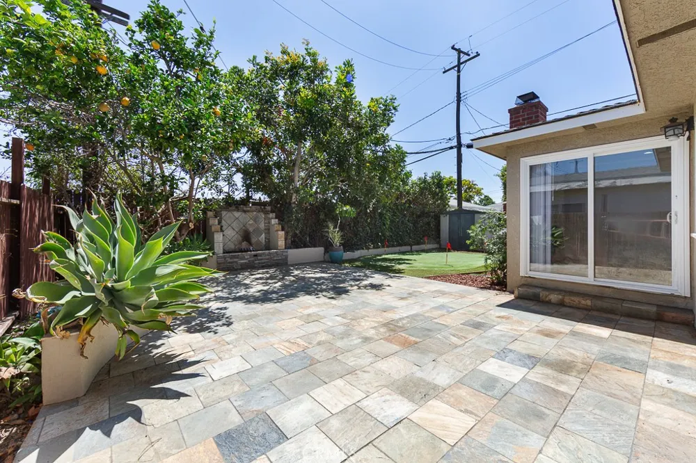 18406 Florwood Avenue Torrance, CA 90504