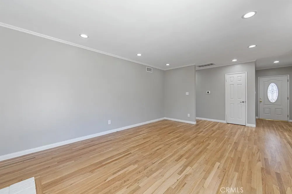 18406 Florwood Avenue Torrance, CA 90504