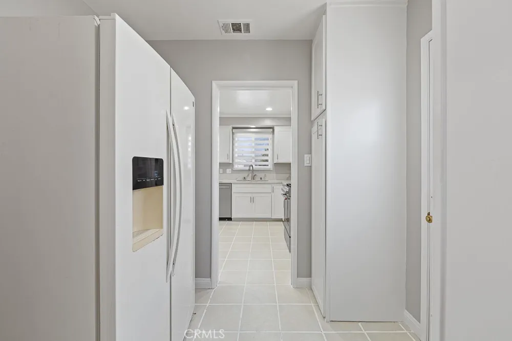 18406 Florwood Avenue Torrance, CA 90504