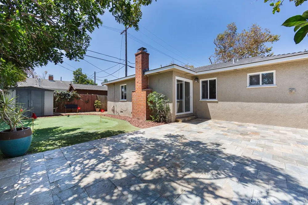 18406 Florwood Avenue Torrance, CA 90504