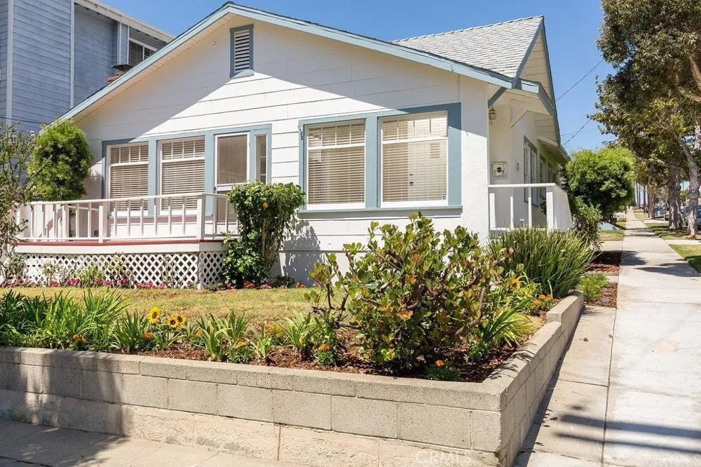 601 Carnelian Redondo Beach, CA 90277