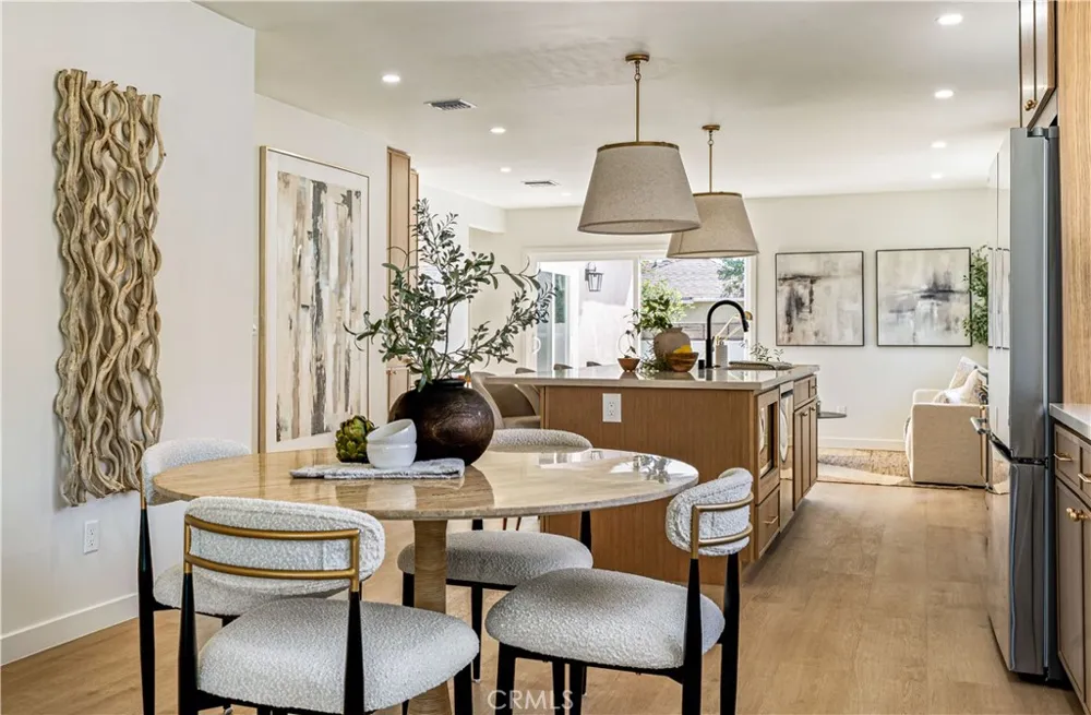 3880 Olmsted Avenue Los Angeles, CA 90008