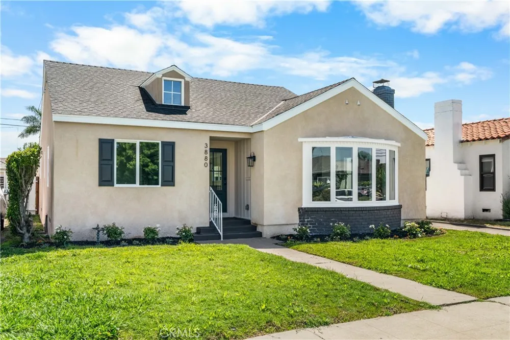 3880 Olmsted Avenue Los Angeles, CA 90008