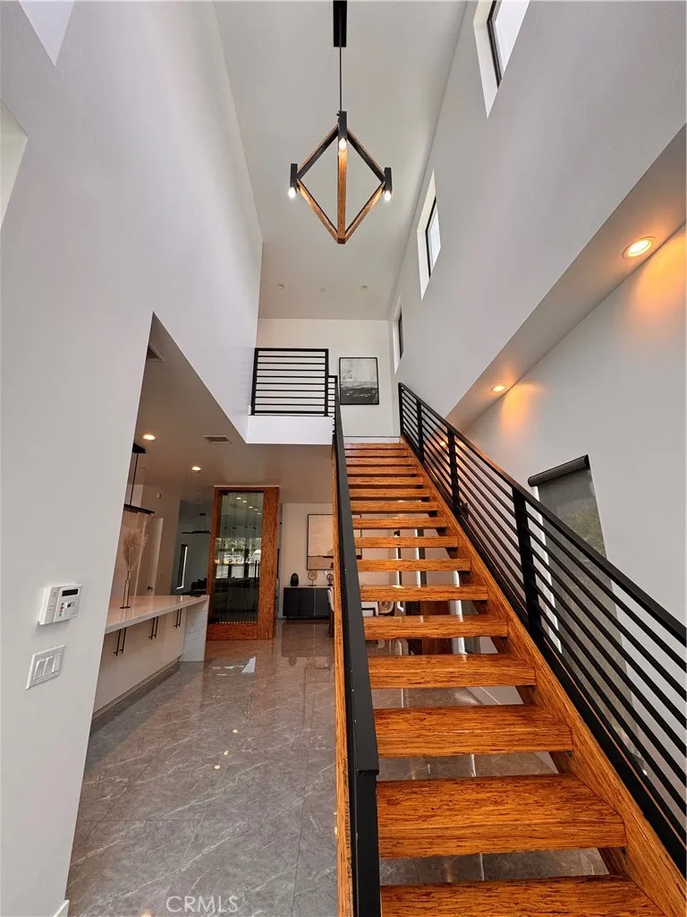 11230 Pickford Los Angeles, CA 90064