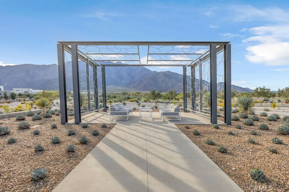 3712 Ambassador Drive Palm Springs, CA 92262