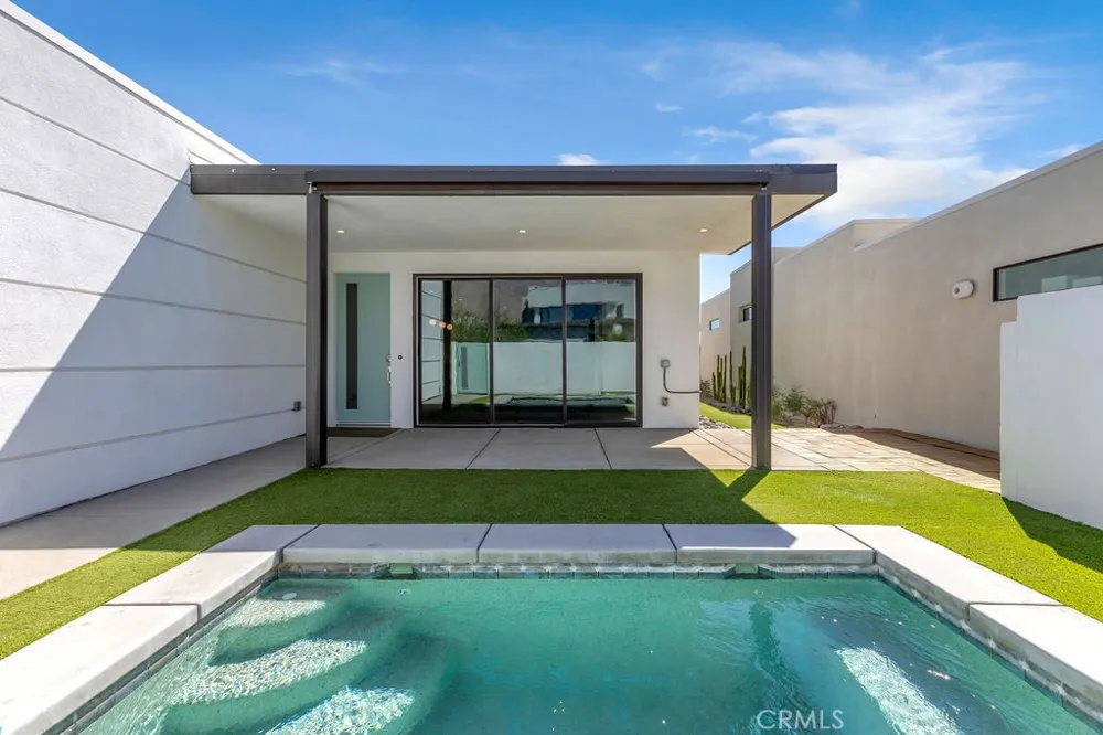 3712 Ambassador Drive Palm Springs, CA 92262
