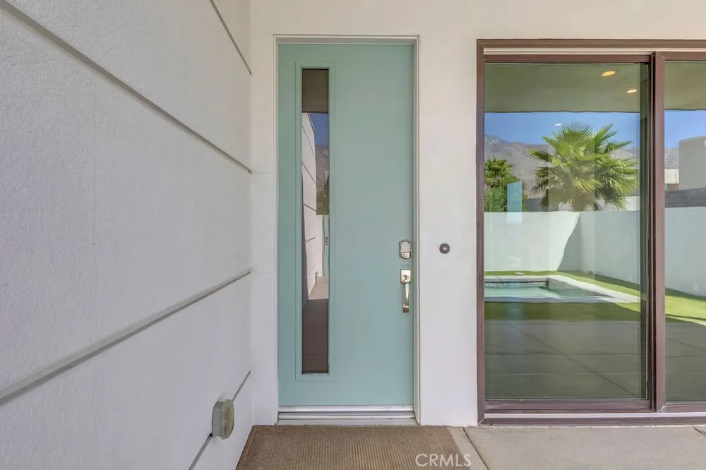 3712 Ambassador Drive Palm Springs, CA 92262