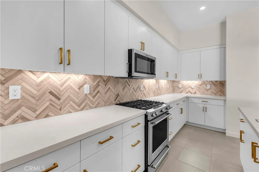 3712 Ambassador Drive Palm Springs, CA 92262