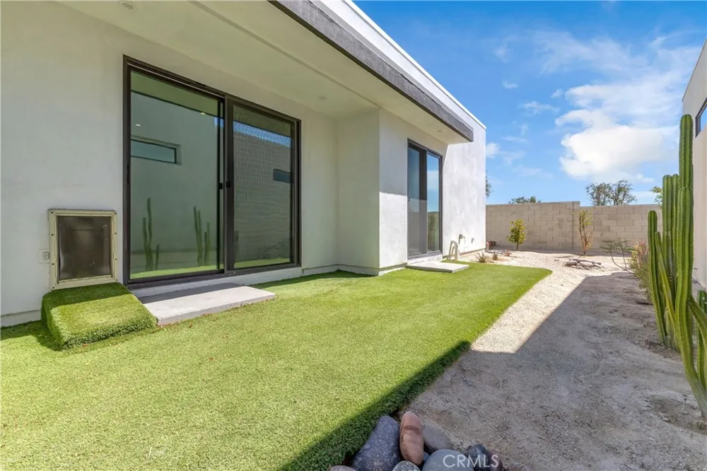 3712 Ambassador Drive Palm Springs, CA 92262