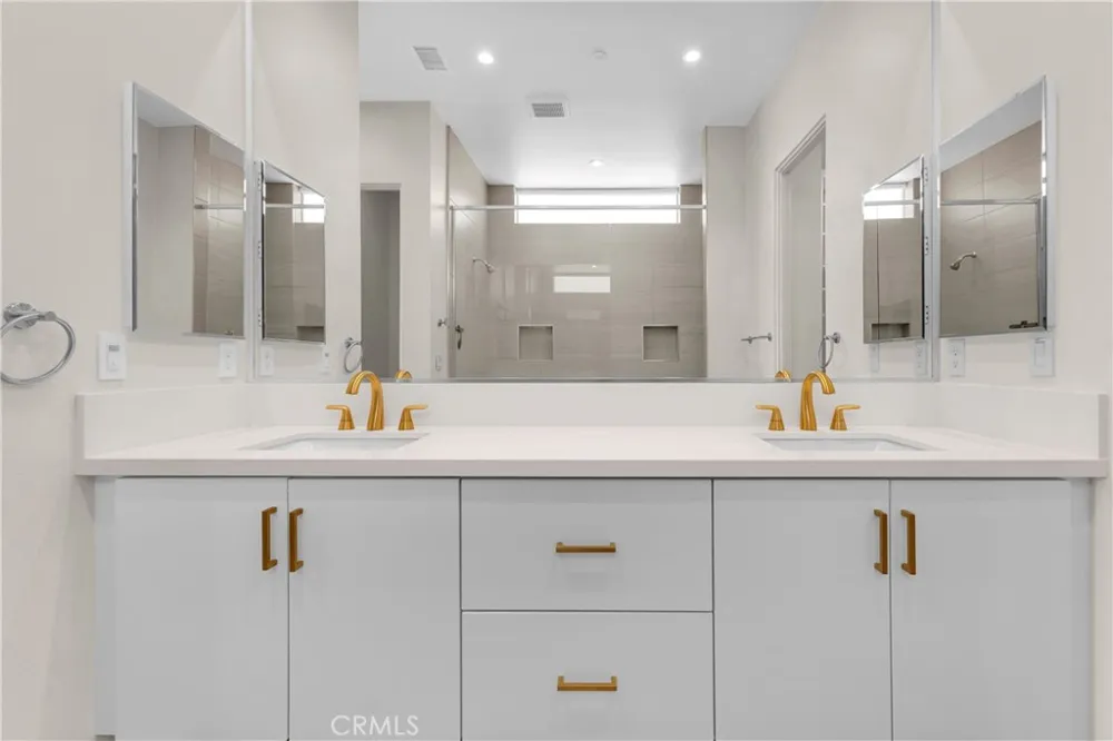 3712 Ambassador Drive Palm Springs, CA 92262