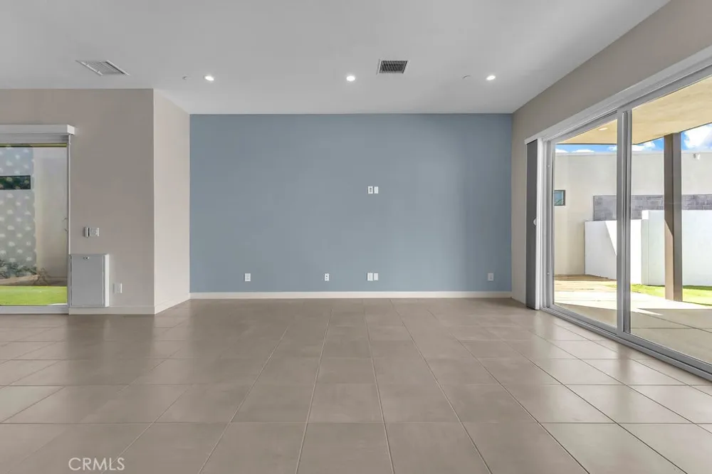 3712 Ambassador Drive Palm Springs, CA 92262