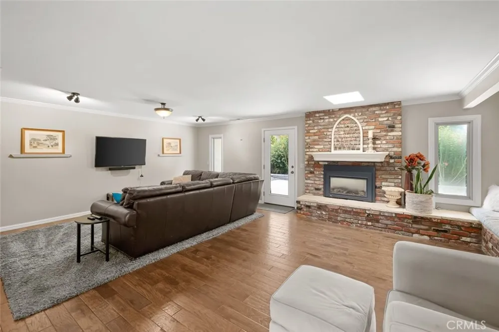 2217 Glenn Los Osos, CA 93402