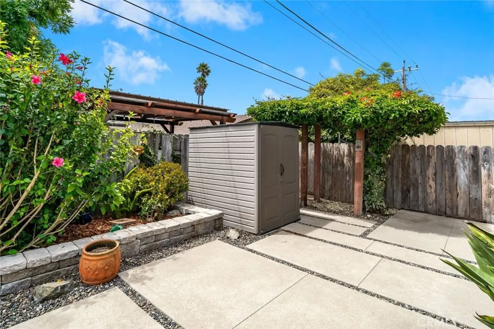 2217 Glenn Los Osos, CA 93402