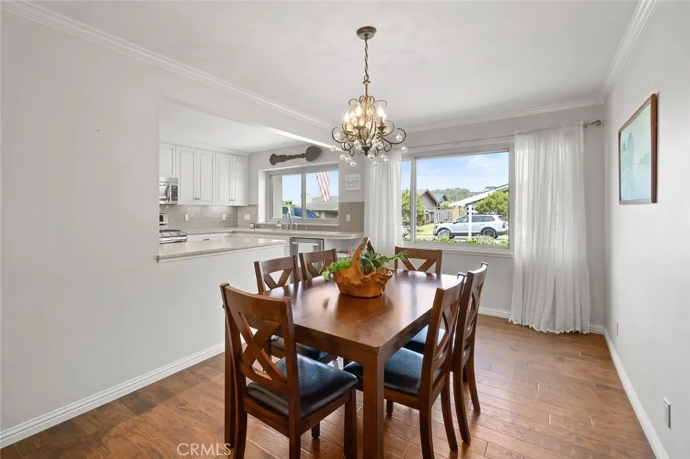 2217 Glenn Los Osos, CA 93402