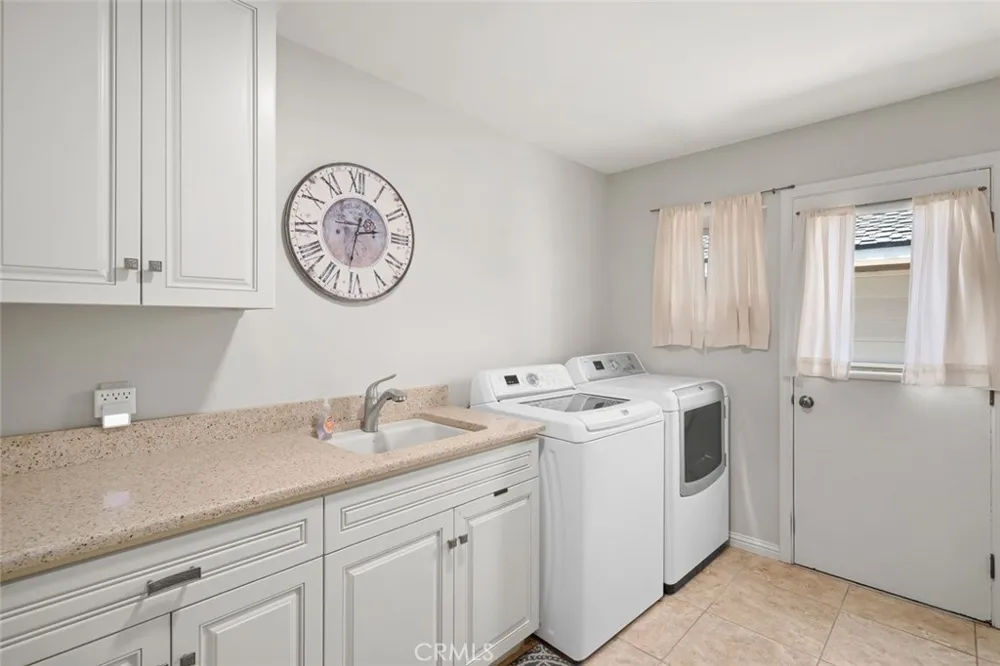 2217 Glenn Los Osos, CA 93402